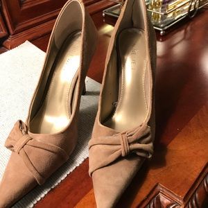 Suede ladies tan heels